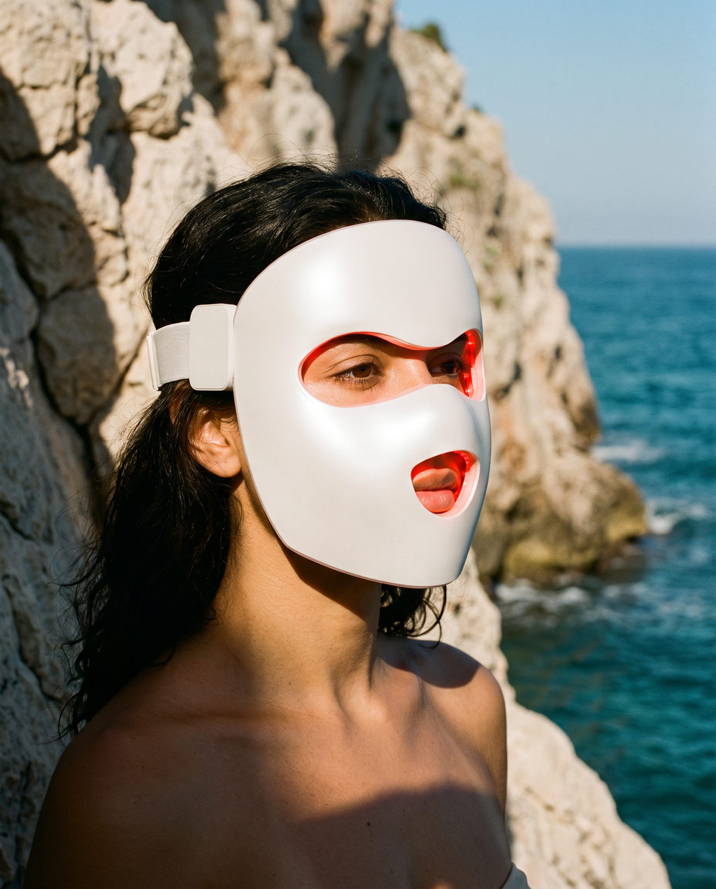 Skin-tracking LED Mask